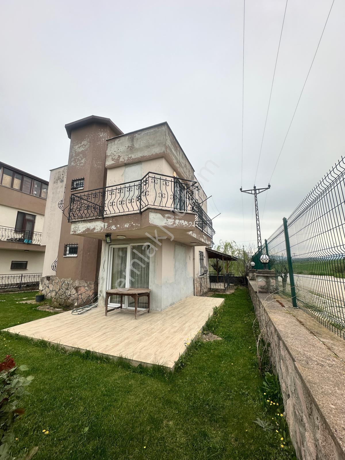 Mir'den Balıkesir Pamukçu Mh'si Termal Havuzlu 3+1 Satılık Villa - Görsel 12