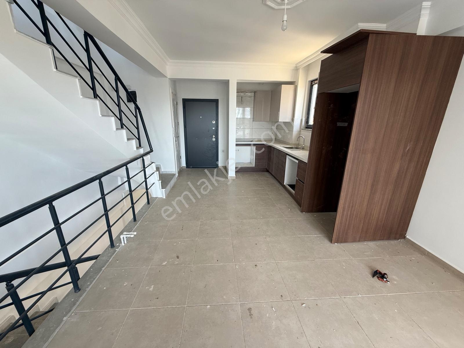 Güre'de Zeytinlikler İçerisindeki Sitede Sıfır Satılık Villa - Görsel 5