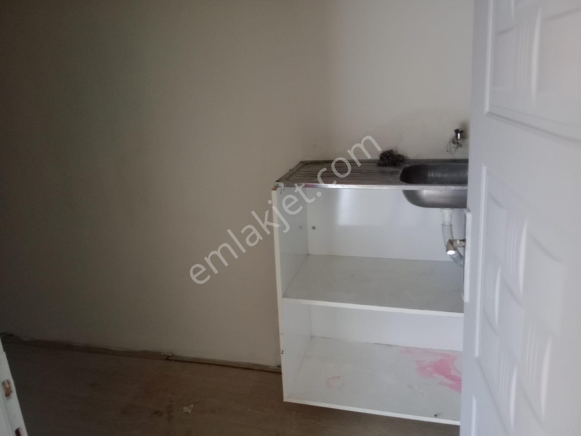 2 Adet İş Yeri + 2 Adet 1+1 Daire Olmak Üzere 4 Ayrı Tek Tapulu - Görsel 11