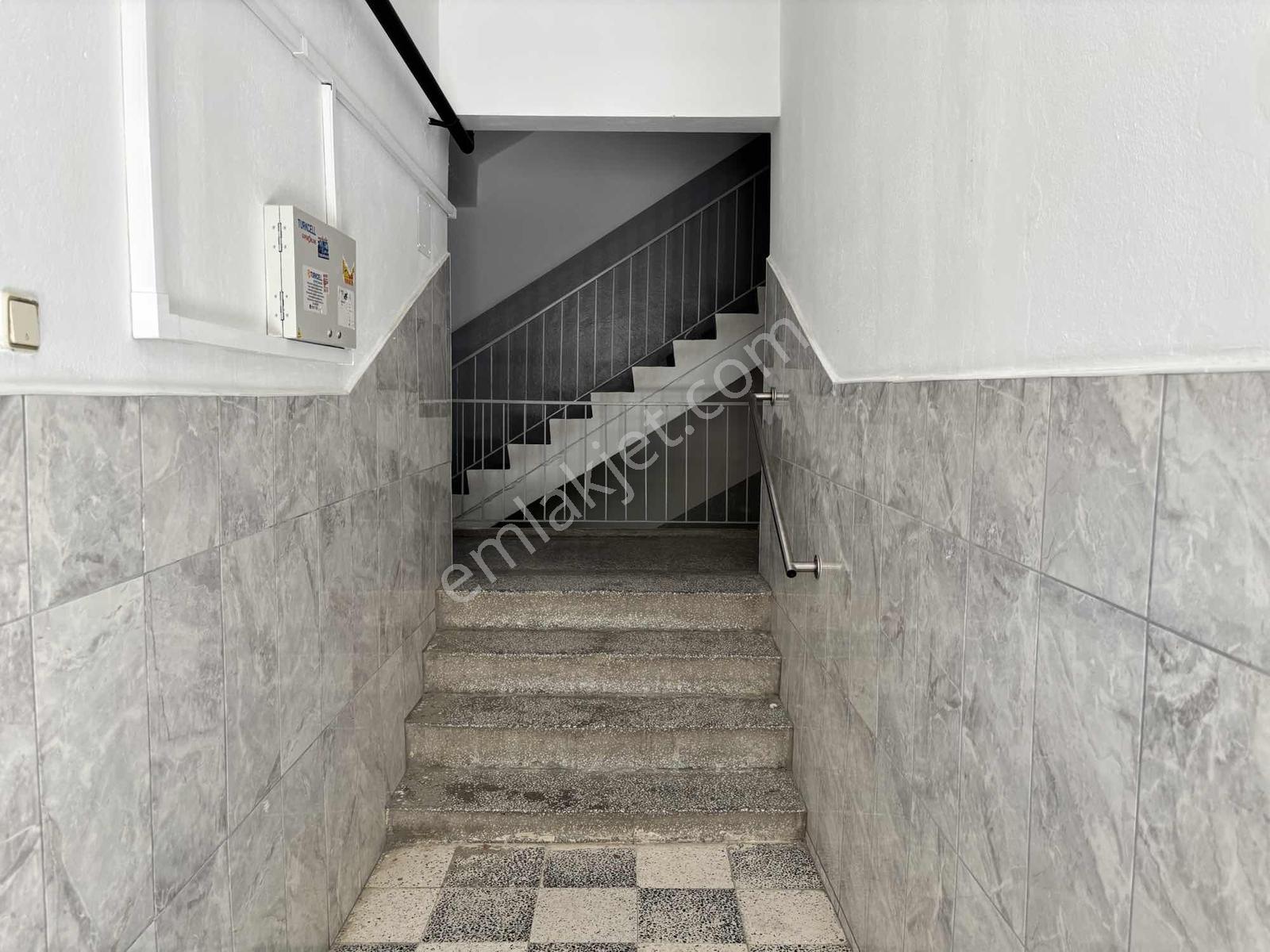 Akşemsettinde Ful Yapılı Açık Cepheli Bir Oda Bağımlı 3+1 Daire - Görsel 10
