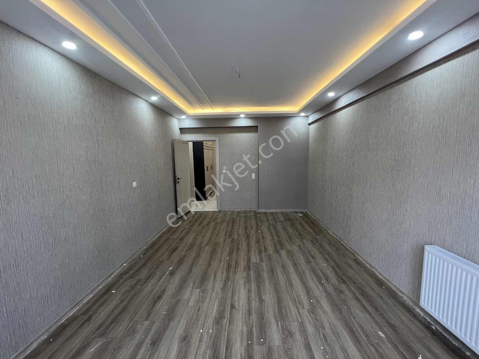 ****ilke Emlaktan****akbayır Mah Geniş 2+1 Sıfır Daire - Görsel 3