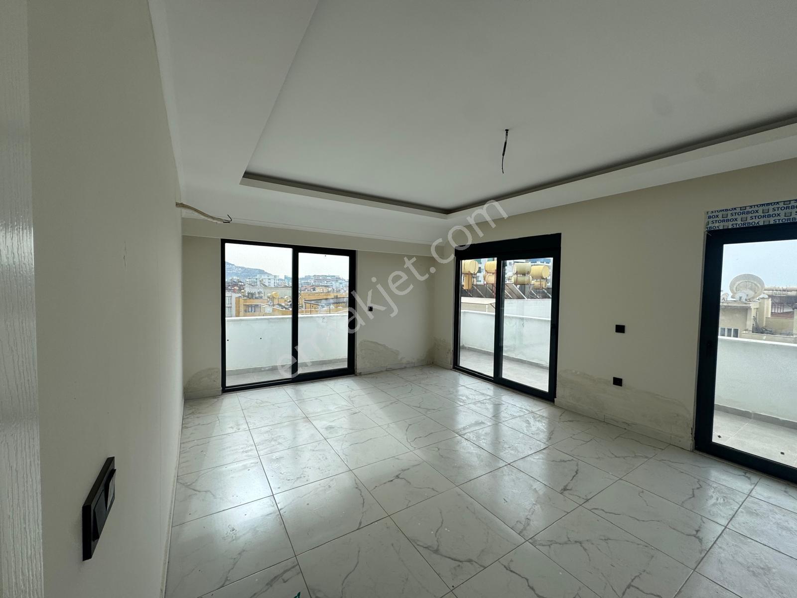 Alanya Mahmutlar 6+2 240m2 Ve 1+1 60m2 Lüx Kompleks Deniz 300m - Görsel 10