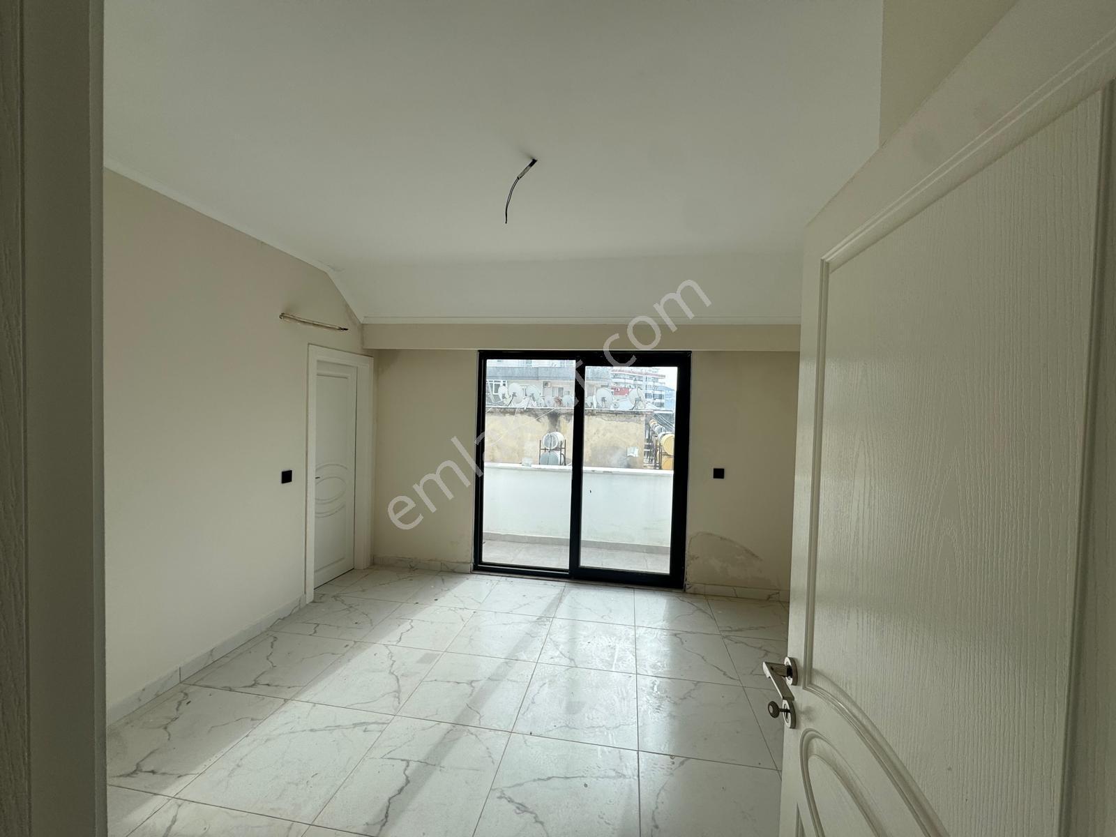 Alanya Mahmutlar 6+2 240m2 Ve 1+1 60m2 Lüx Kompleks Deniz 300m - Görsel 27
