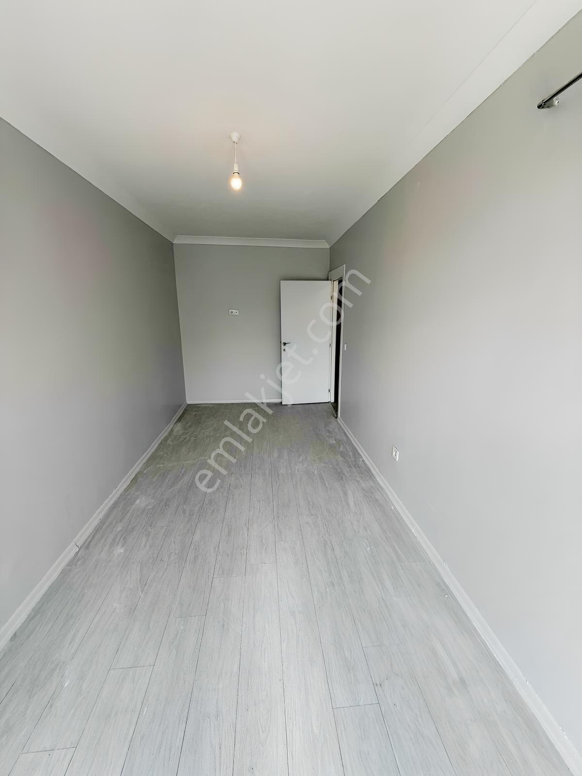 Metrobüse 10 Dk Yürüme Mesafesinde Site'de 2+1 Daire!!! - Görsel 15