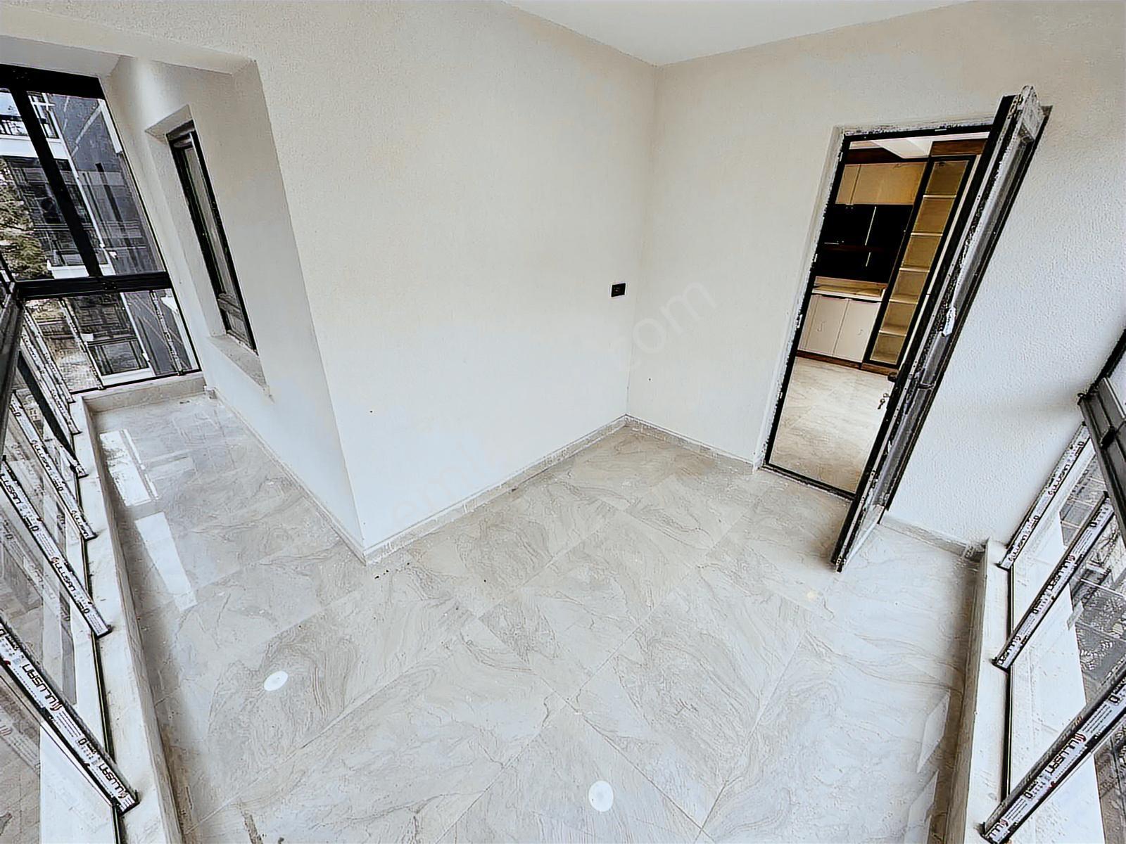 Atatürk Mah'de E.banyolu-giyinme Odalı Emsalsiz 3+1 Sıfır Daire - Görsel 32