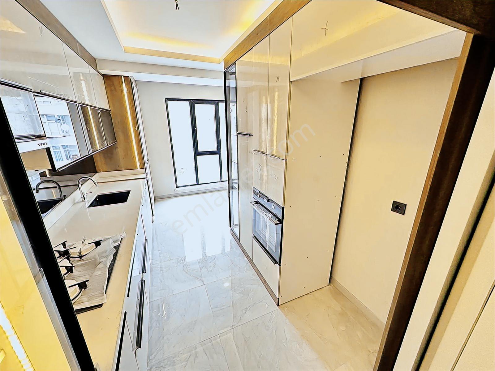 Atatürk Mah'de E.banyolu-giyinme Odalı Emsalsiz 3+1 Sıfır Daire - Görsel 26