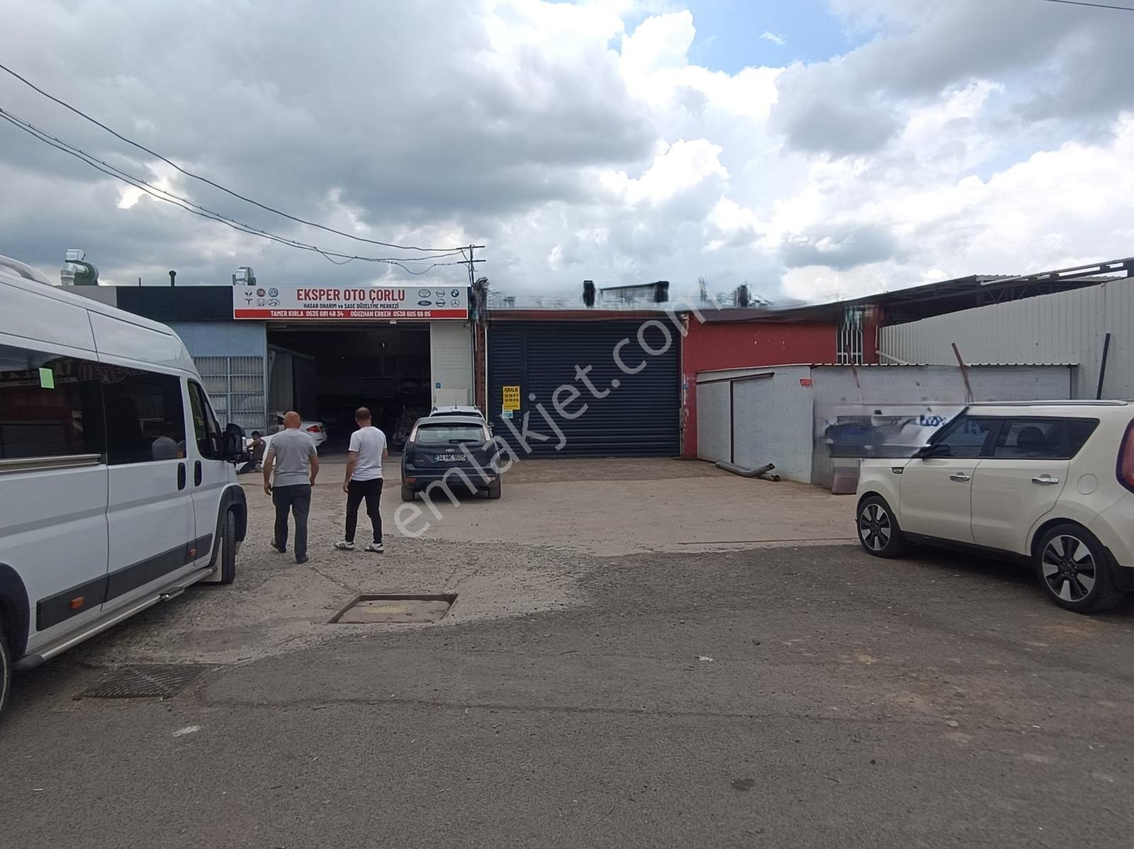 Tekirdağ Çorlu Yeni Sanayi Sitesinde 300 M2 Kiralık Dükkan - Görsel 9