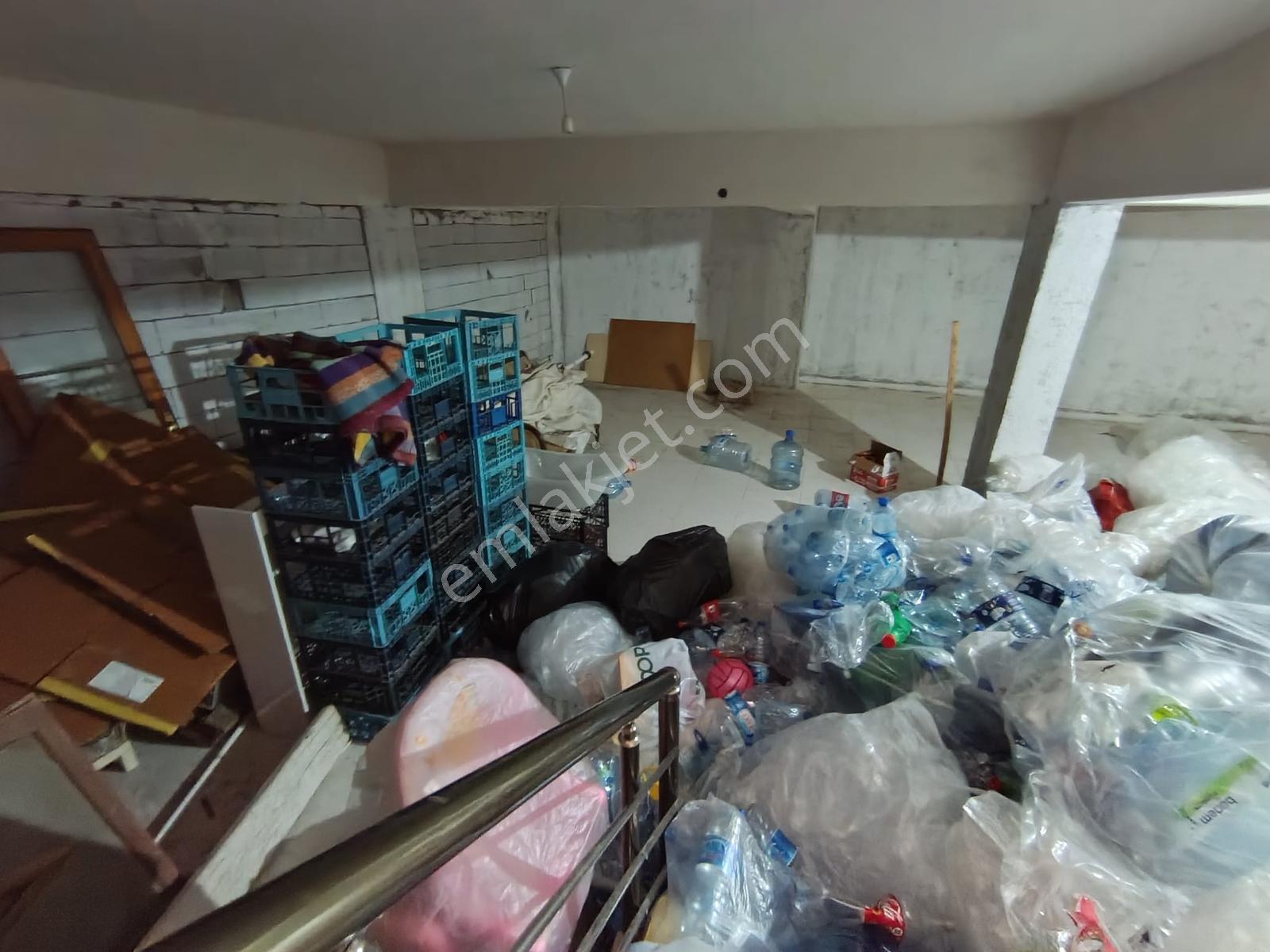 Elif Emlak'tan Mustafa Kemal'de 130 M2 Ust 120 M2 Depolu Dükkan - Görsel 4