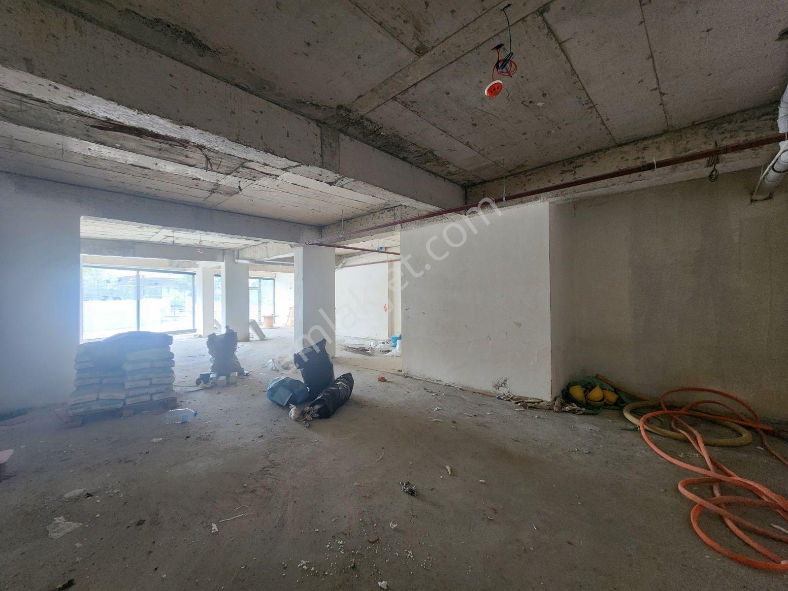 Kültür Mahallesinde 303m2, Harika Dükkanlar - Görsel 11