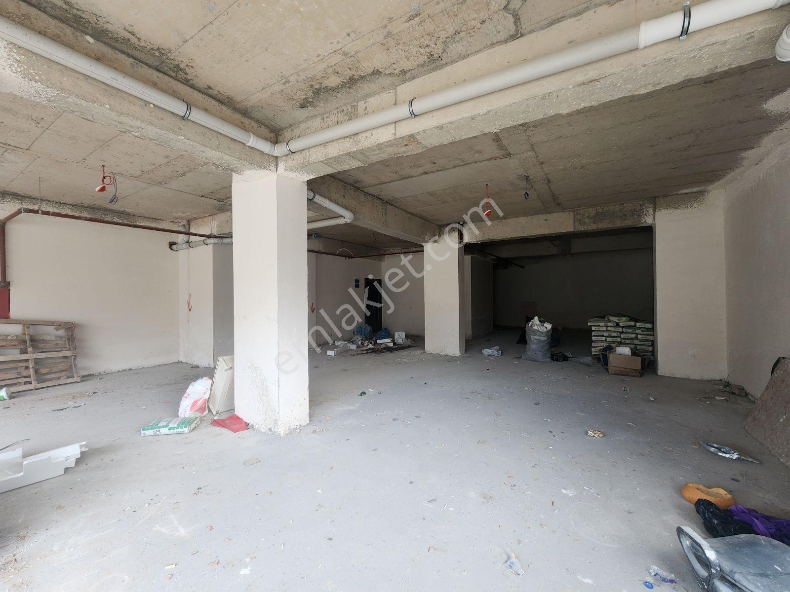 Kültür Mahallesinde 303m2, Harika Dükkanlar - Görsel 14