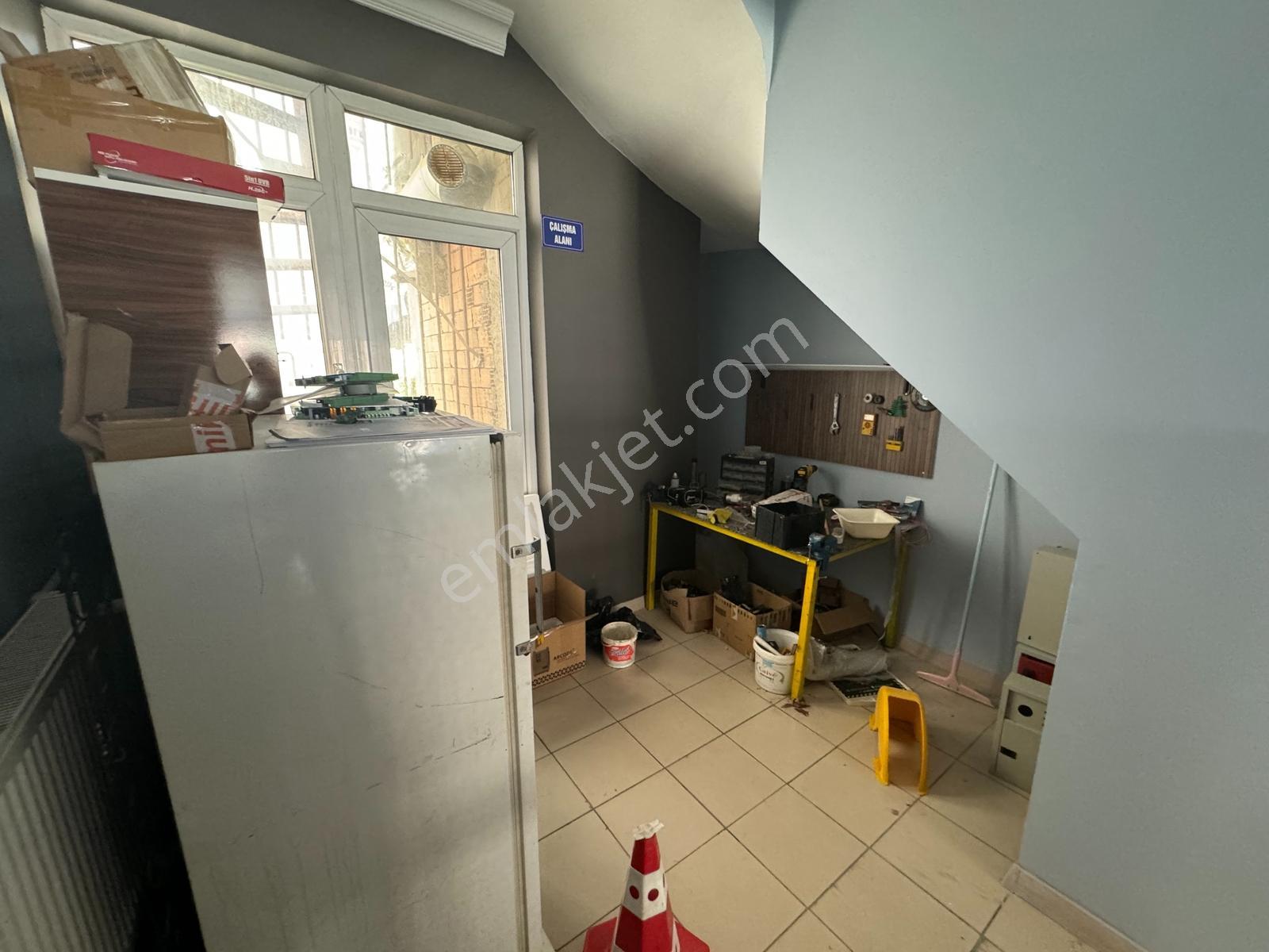 Belediye Karşısında Asma Katlı Bodrumlu 130m2 Ofis (kiracılı) - Görsel 4