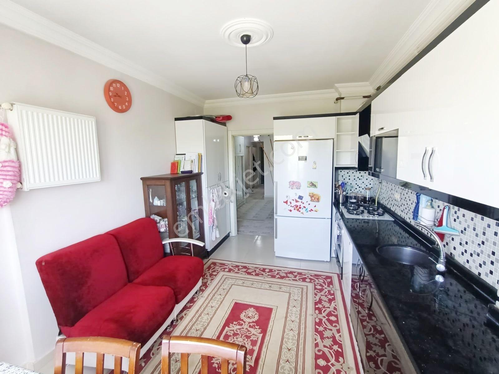 Belkız'da Az Katlı Çift Balkon Ve Geniş Oturum Garajlı Arakat3+1 - Görsel 28