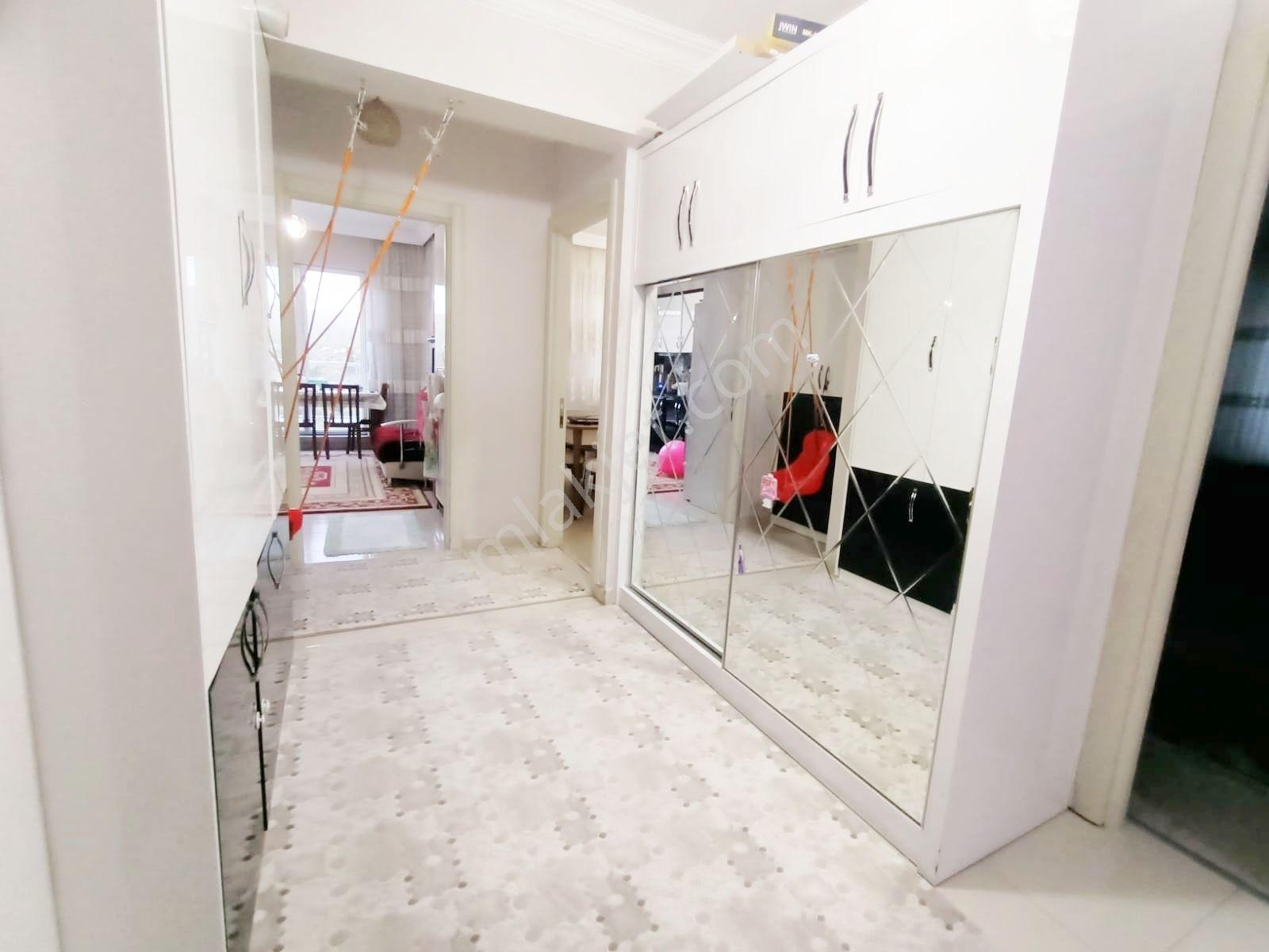 Belkız'da Az Katlı Çift Balkon Ve Geniş Oturum Garajlı Arakat3+1 - Görsel 6