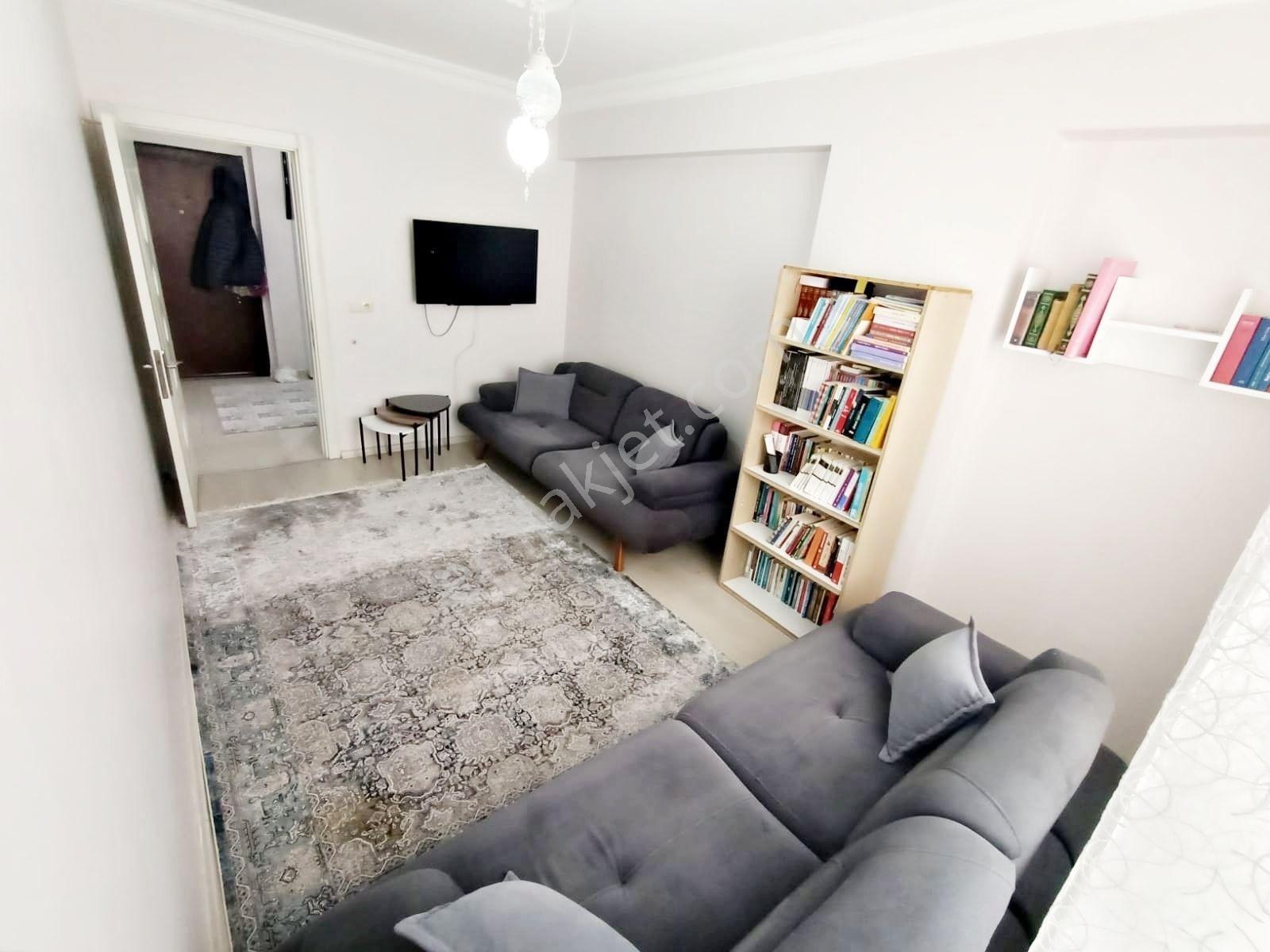 Belkız'da Az Katlı Çift Balkon Ve Geniş Oturum Garajlı Arakat3+1 - Görsel 35