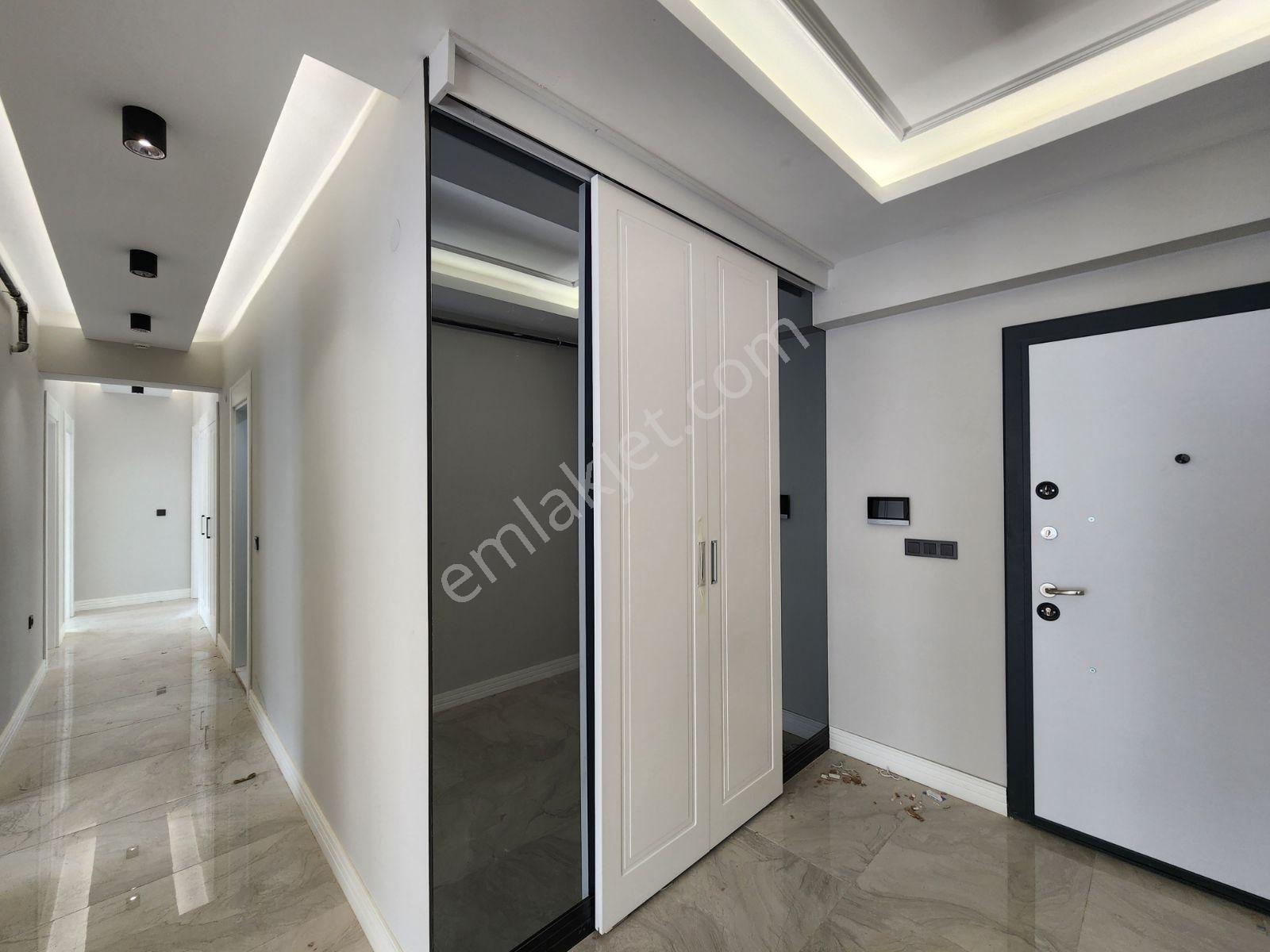 Ön Cephe, Arakat, 205m2, Giyinme Ve Çamaşır Odalı 3+1'ler - Görsel 8