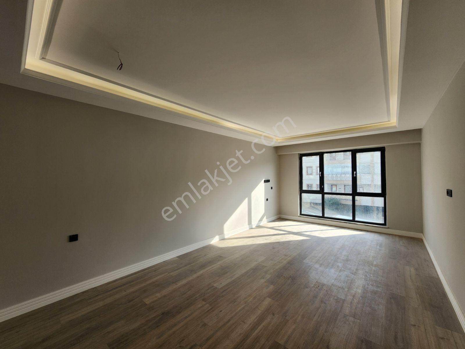Ön Cephe, Arakat, 205m2, Giyinme Ve Çamaşır Odalı 3+1'ler - Görsel 4