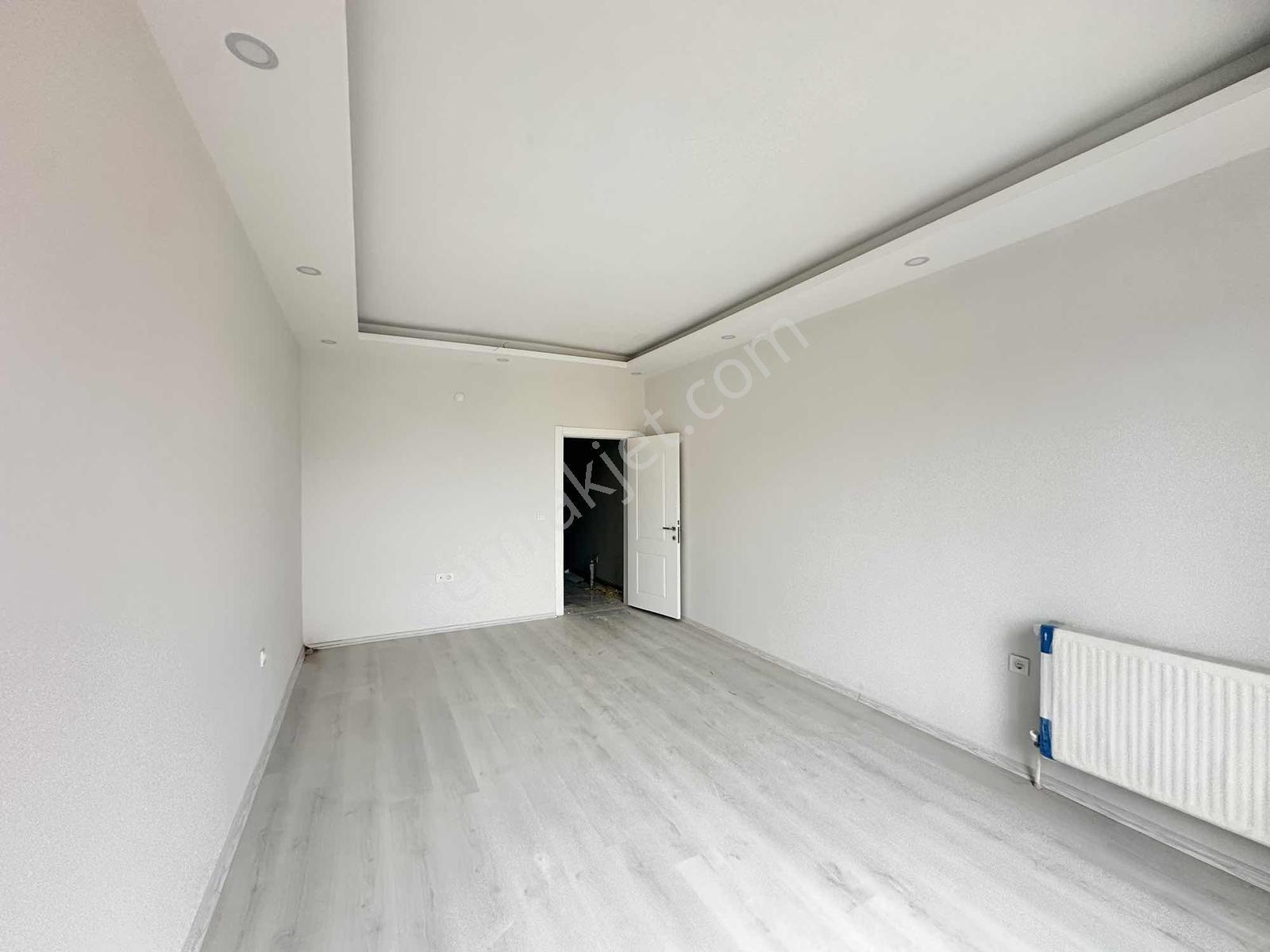 Remax Dem'den Erzincanın En Gözde Sitesinde 4.5+1 Satılık Daire - Görsel 15
