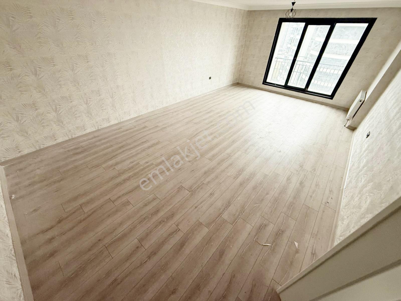Yozgat Bulvarına Cephe Çift Bloklu Sitede 4+1 - Görsel 2