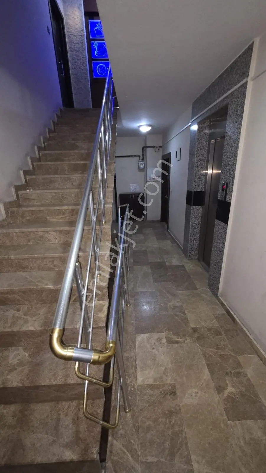 Beylikdüzü Yakuplu Malazgirt Cad. Metrobüse Yürüme 2+1 Ofisler - Görsel 28