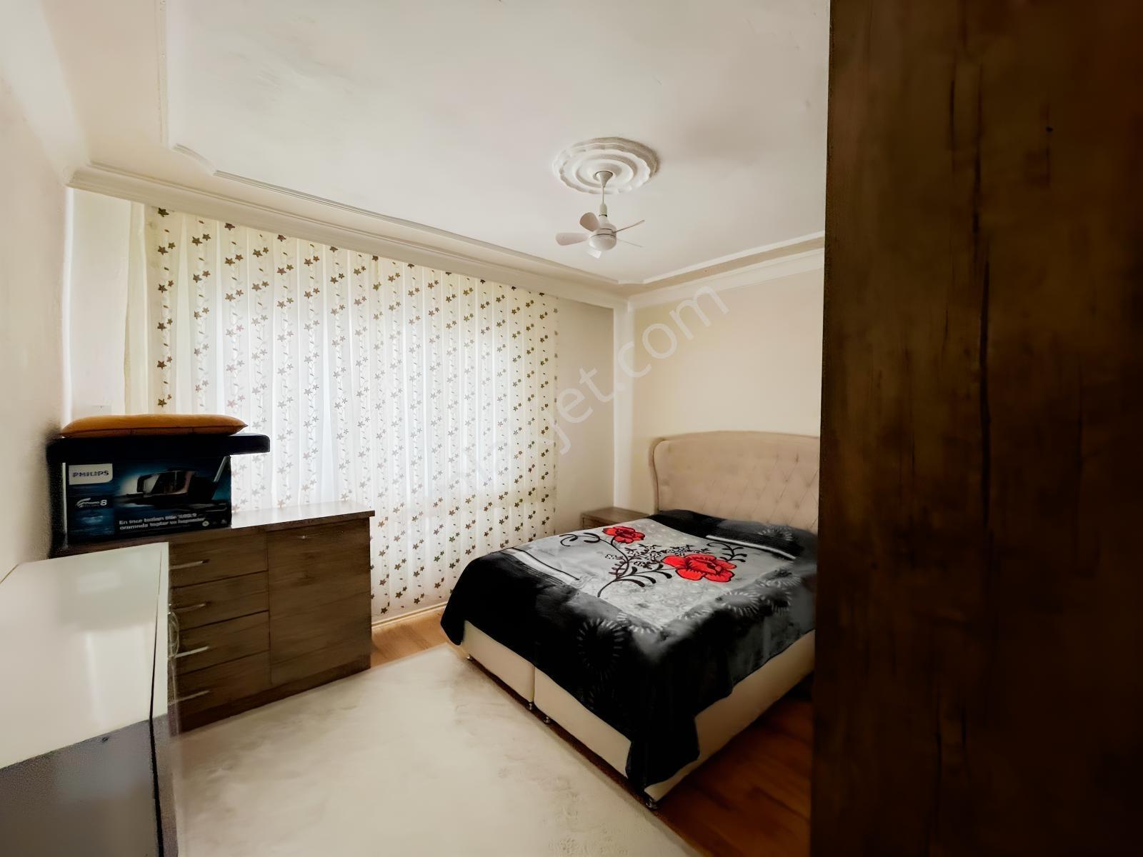 Torbalı Mahallesinde Otağ Sitesinde Ara Kat 3+1 Satılık Daire - Görsel 2