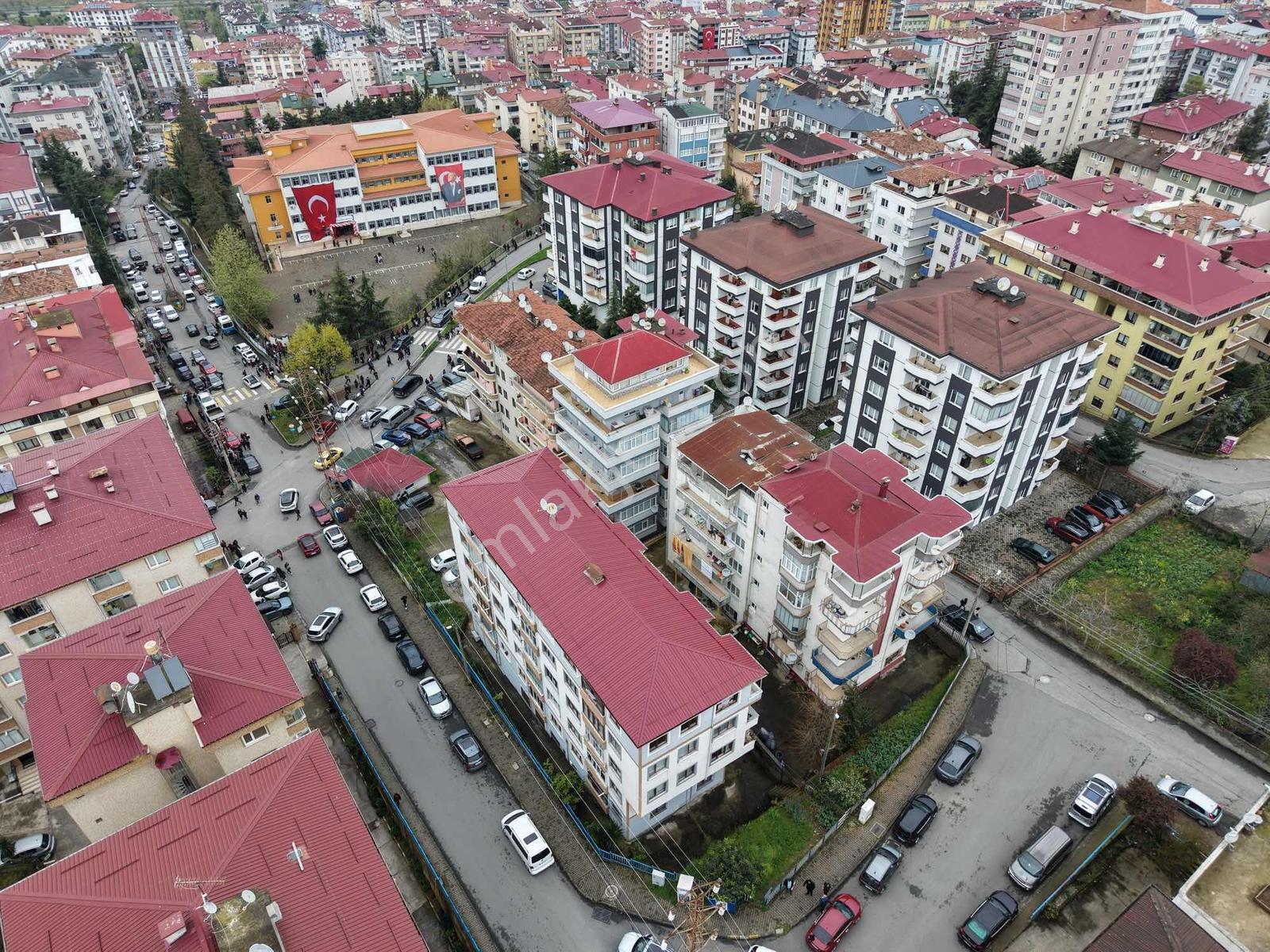 Vip Real Estate Den Aydınlıkevler Mah 3+1 2. Kat Daire - Görsel 35