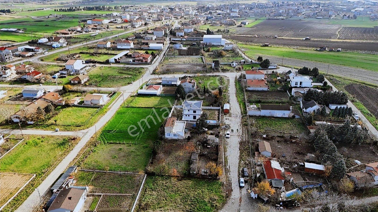 Ergene Yulaflı Mahallesinde Müstakil Evli Satılık Arsa