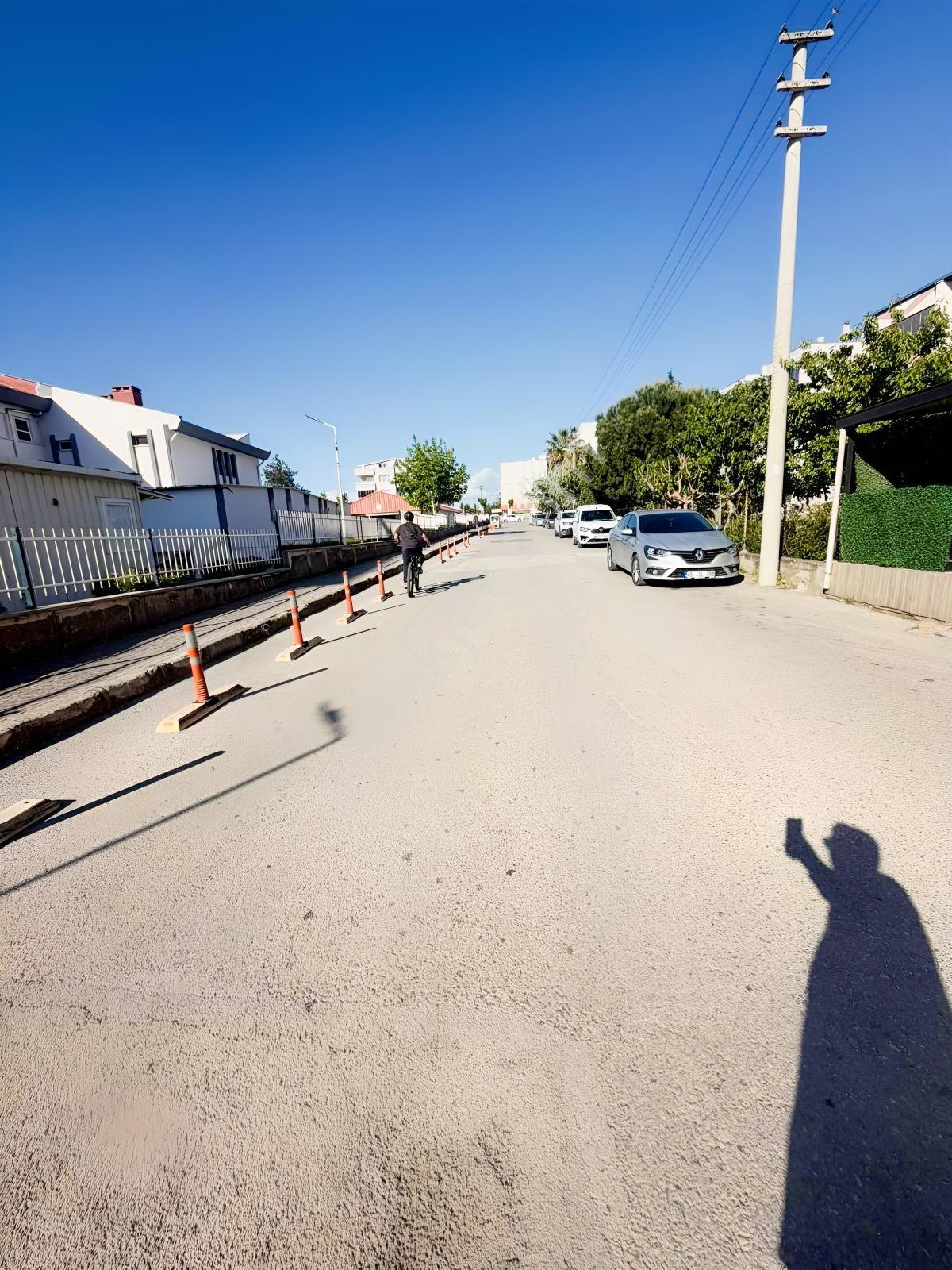 Aliağa Devlet Hastanesi Yanı Yola Cepheli 200 M² Kiralık Dükkan - Görsel 18
