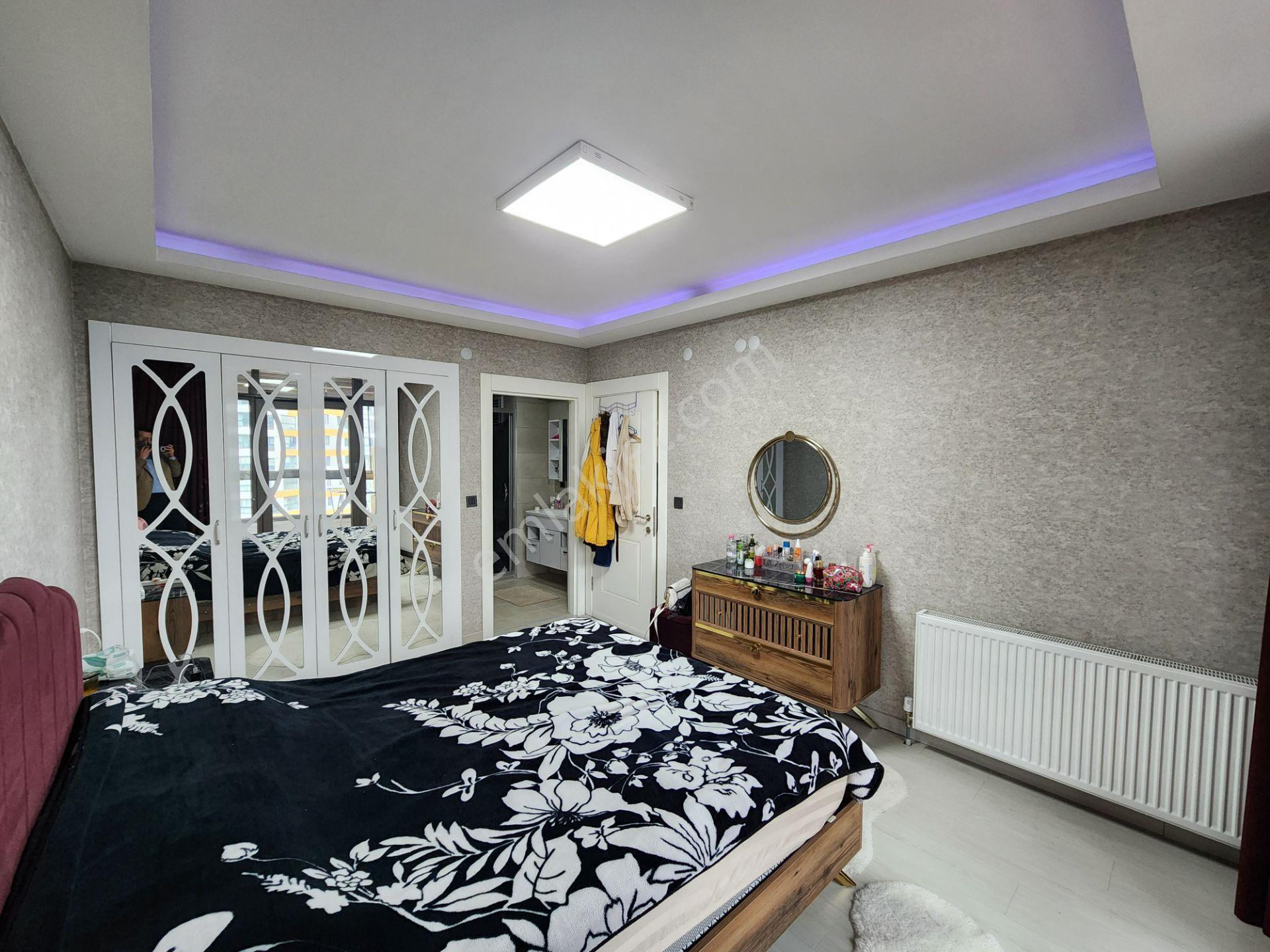 Güler^den Güneşevlerde 2 Bloklu Sitede 8.kat Ful Yapılı Manzaralı Acayip Yapılı Fıstık Gibi 4+1 Dair - Görsel 29