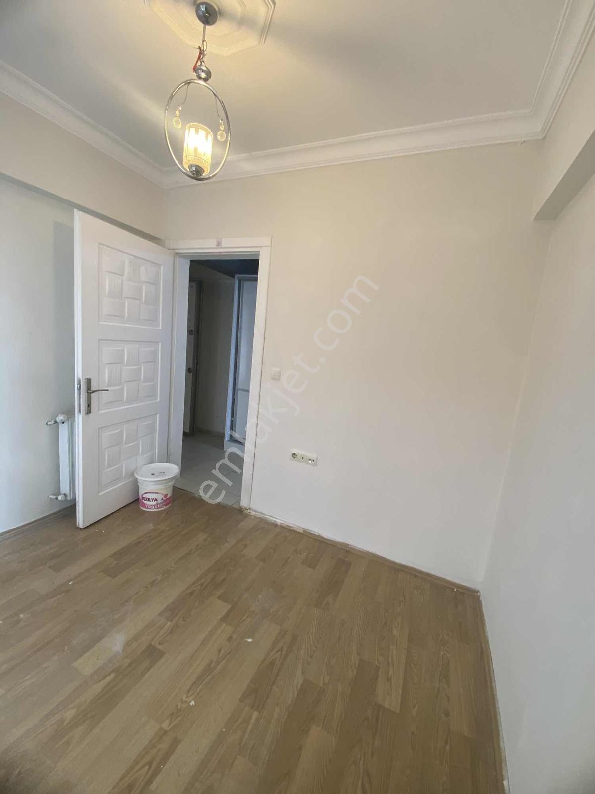Yedi Eylül Mahallesinde 2+1 Kiralık İster Ofis İster Daire - Görsel 7