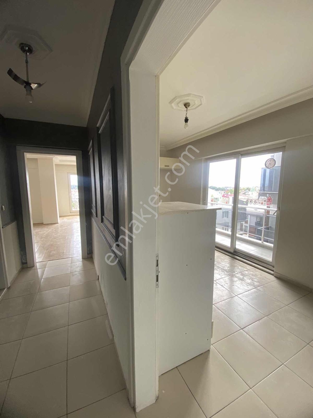 Yedi Eylül Mahallesinde 2+1 Kiralık İster Ofis İster Daire - Görsel 2