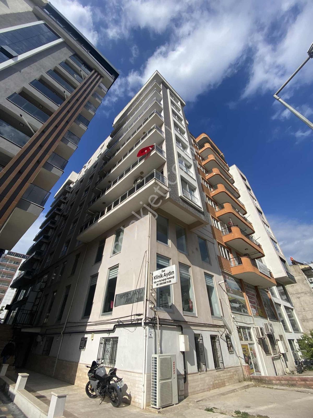 Yedi Eylül Mahallesinde 2+1 Kiralık İster Ofis İster Daire
