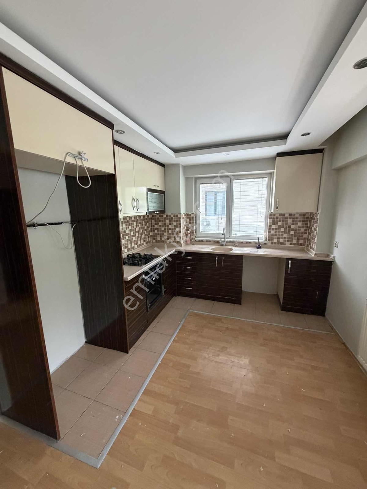 Bağbaşı Migros Işıkları Altında 2+1 110m2 Ara Kat Kiralık Daire! - Görsel 9