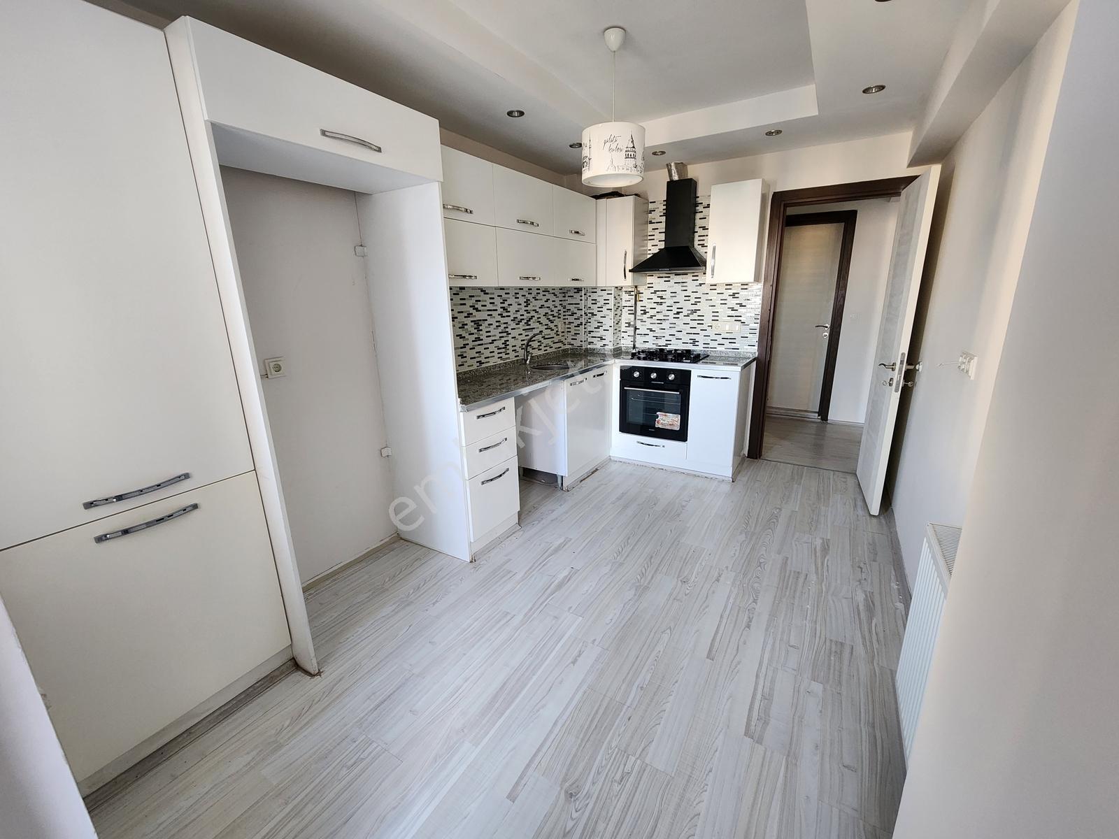 Şehzade'den Şemikler Caddepark Sitesi Kiralık Daire - Görsel 22