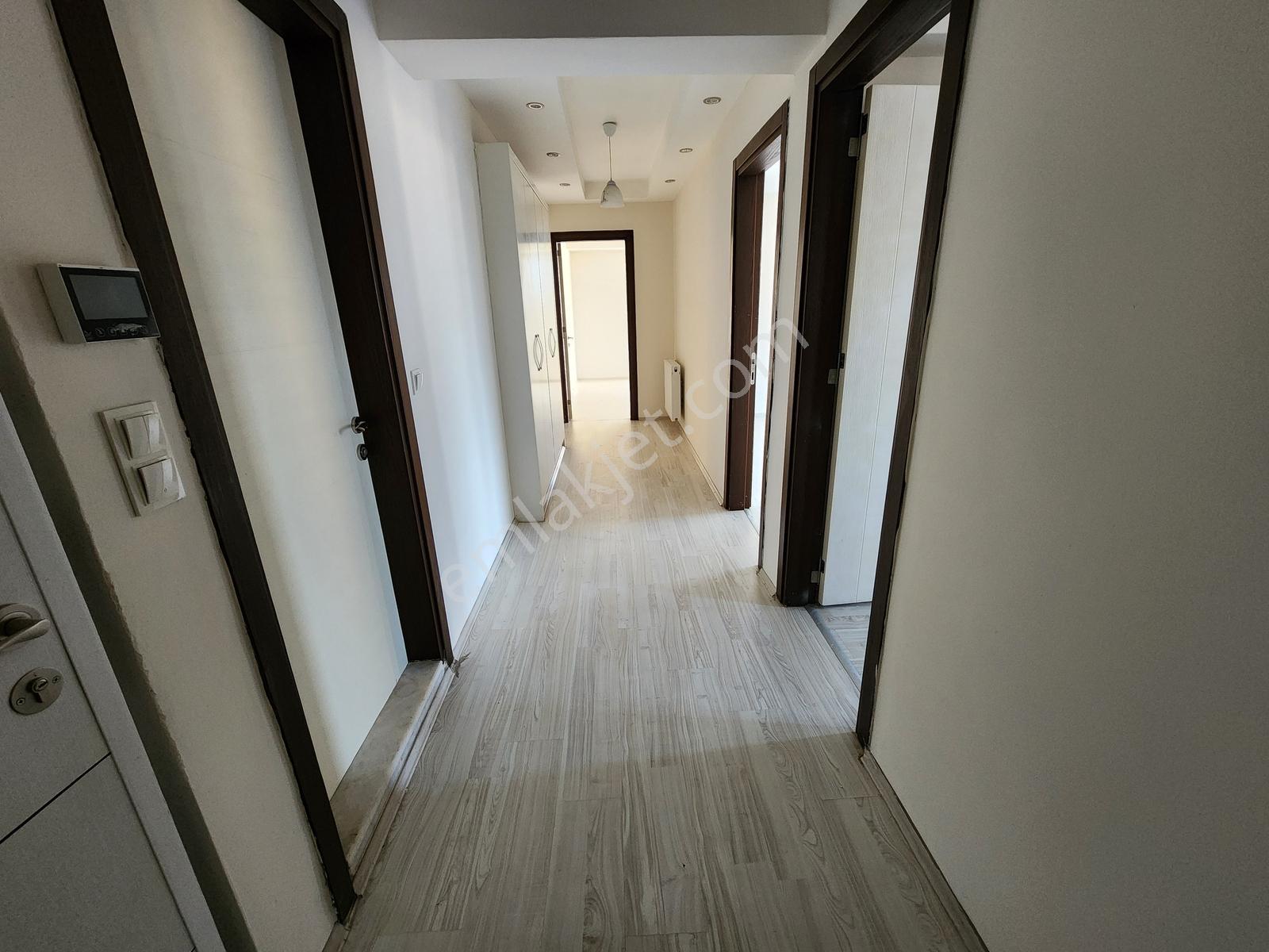 Şehzade'den Şemikler Caddepark Sitesi Kiralık Daire - Görsel 9
