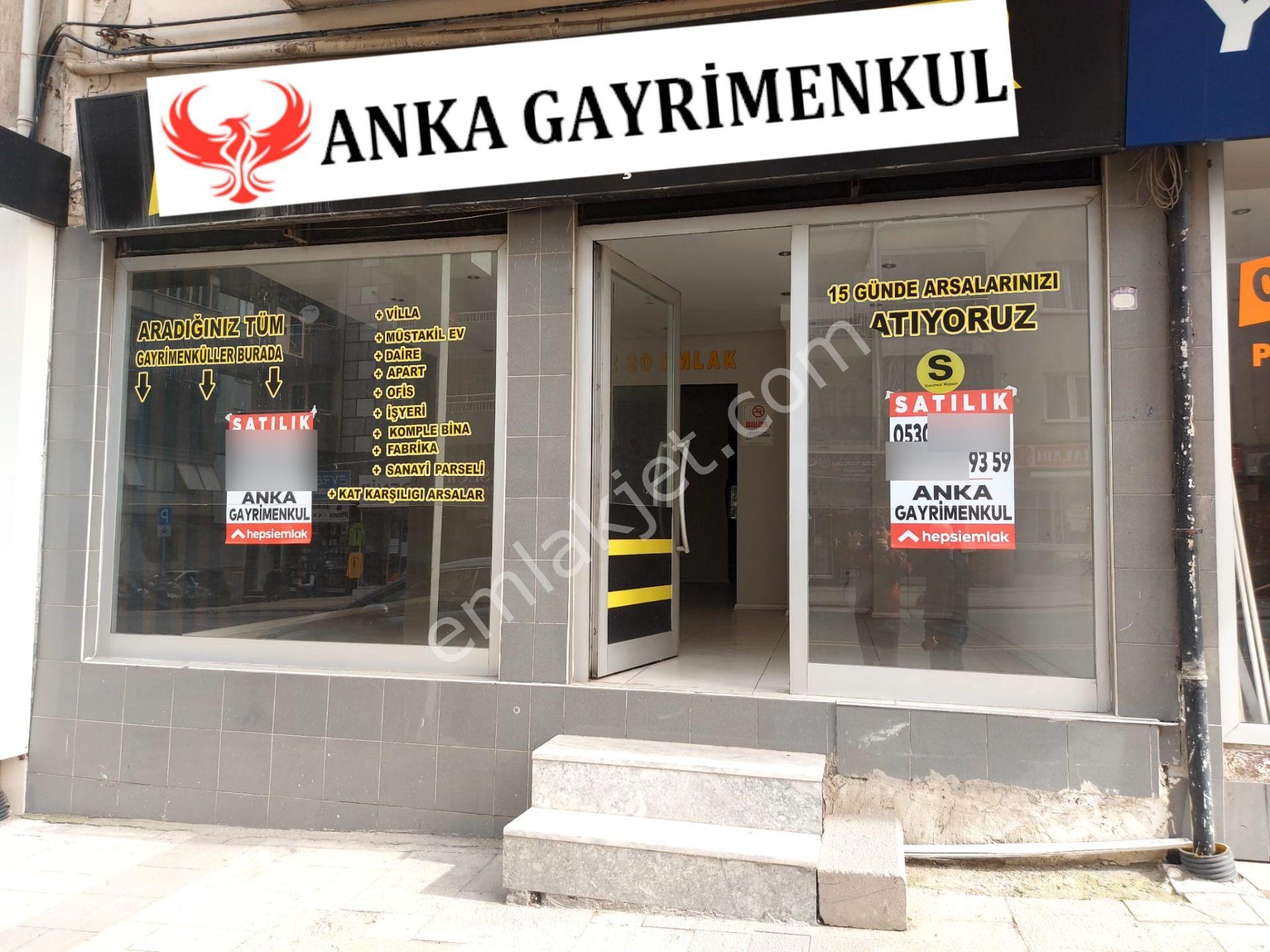 Anka'dan Lise Caddesinde 232m2 Satılık İş Yeri