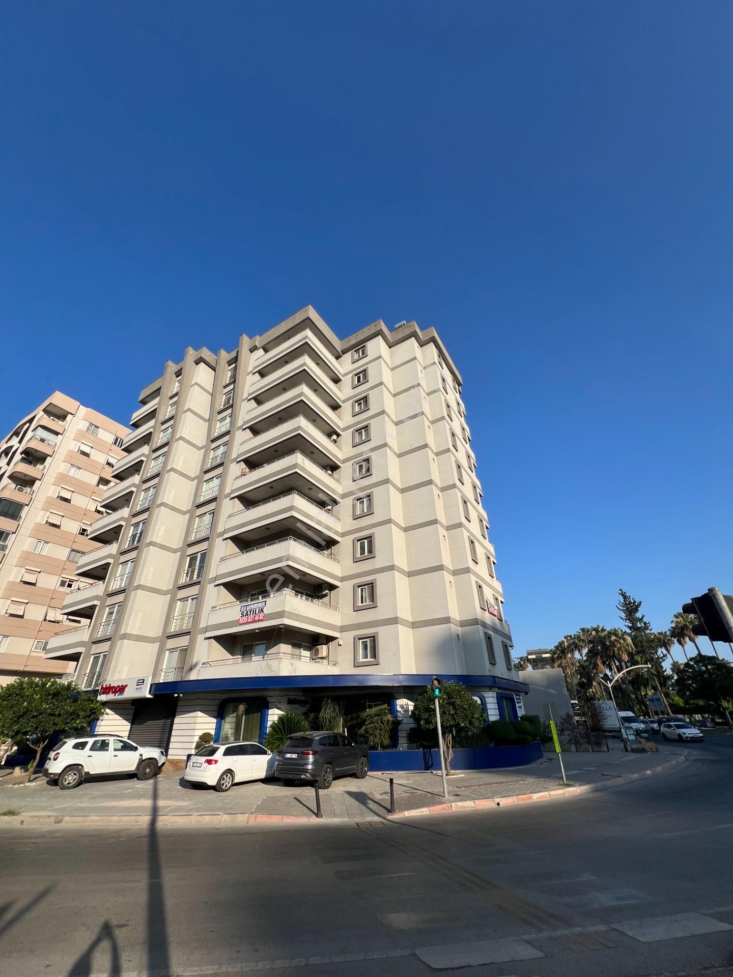 İstasyon Ve Valilik Cvr 4+1 250 M2 Satılık Daire