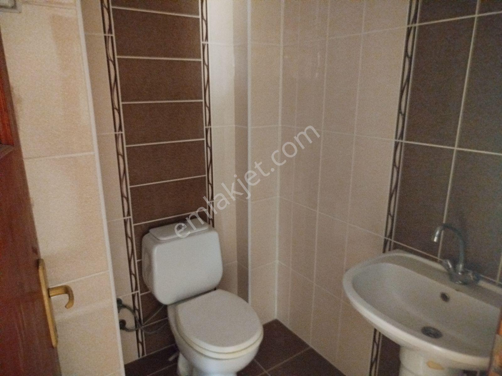 Remax Natural Değirmendere'de Merkezi Konumda 3+1 Kiralık Daire - Görsel 19