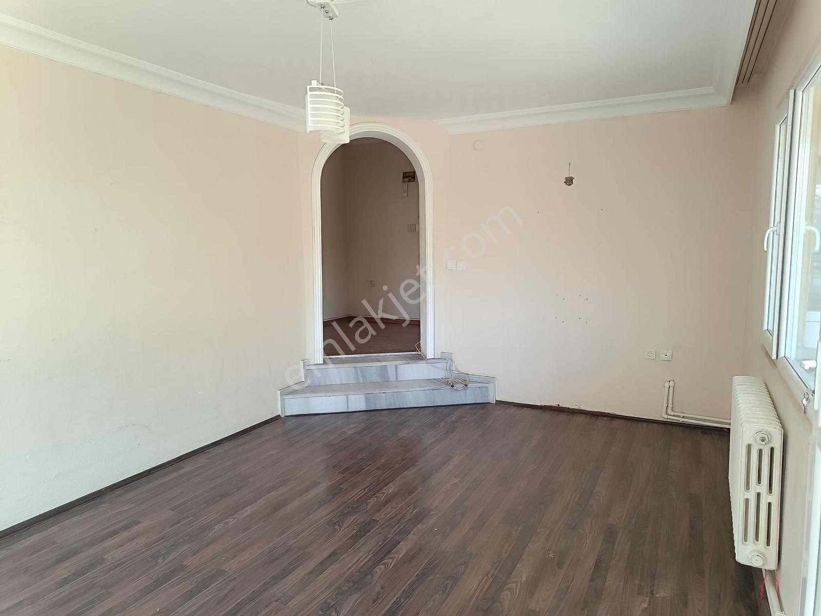 Remax Natural Değirmendere'de Merkezi Konumda 3+1 Kiralık Daire - Görsel 10