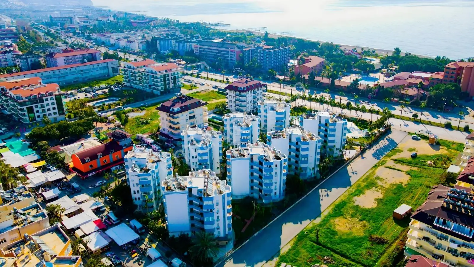 Alanya Konaklı 2+1 90m2 Lüks Eşyalı Denize Sıfır Havuz Asansörrr - Görsel 2