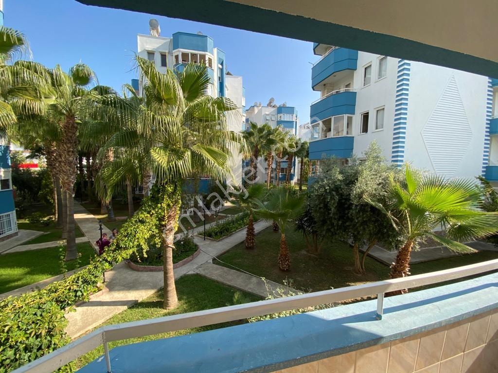 Alanya Konaklı 2+1 90m2 Lüks Eşyalı Denize Sıfır Havuz Asansörrr - Görsel 25