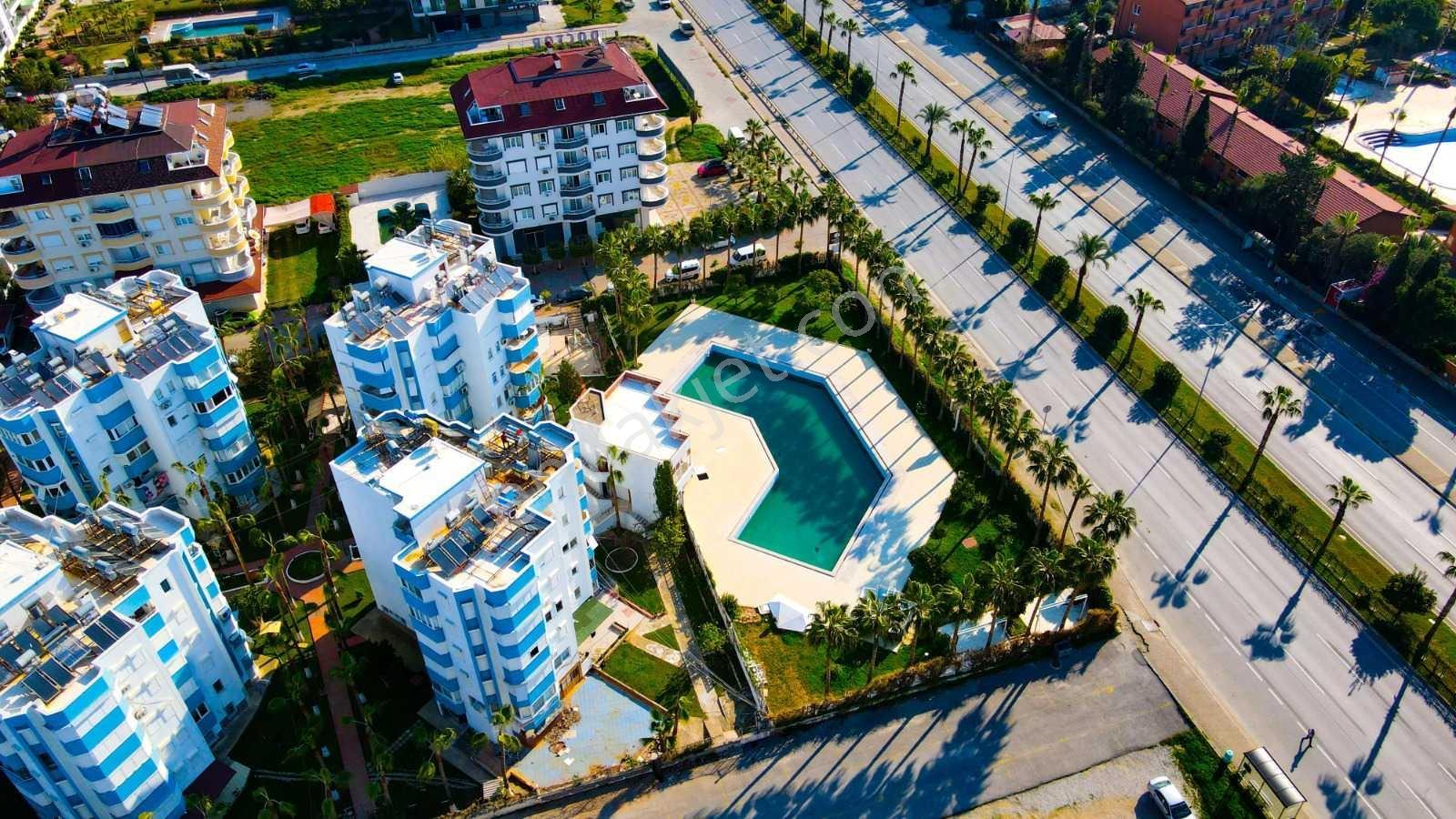 Alanya Konaklı 2+1 90m2 Lüks Eşyalı Denize Sıfır Havuz Asansörrr - Görsel 9