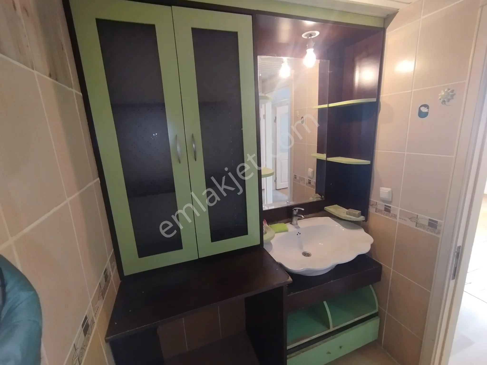 Süleyman Demirel Bulvarında Sitede 4+1 Açık Mutfaklı İdeal Katta Cazip Daire - Görsel 2