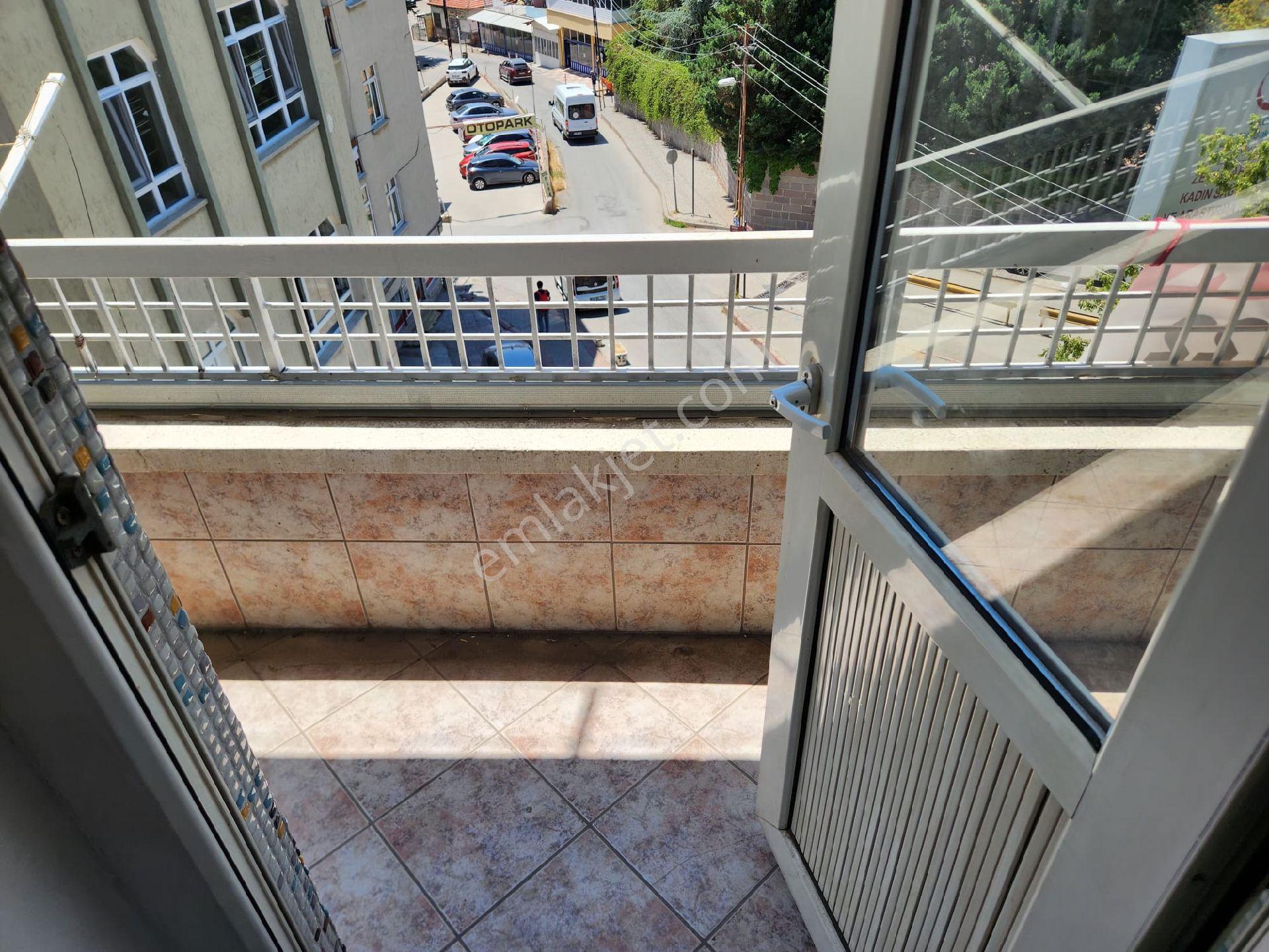Burak Emlak'dan Kiralık Daire Cebeci Karacabey Sk. 3+1 B.salon - Görsel 9