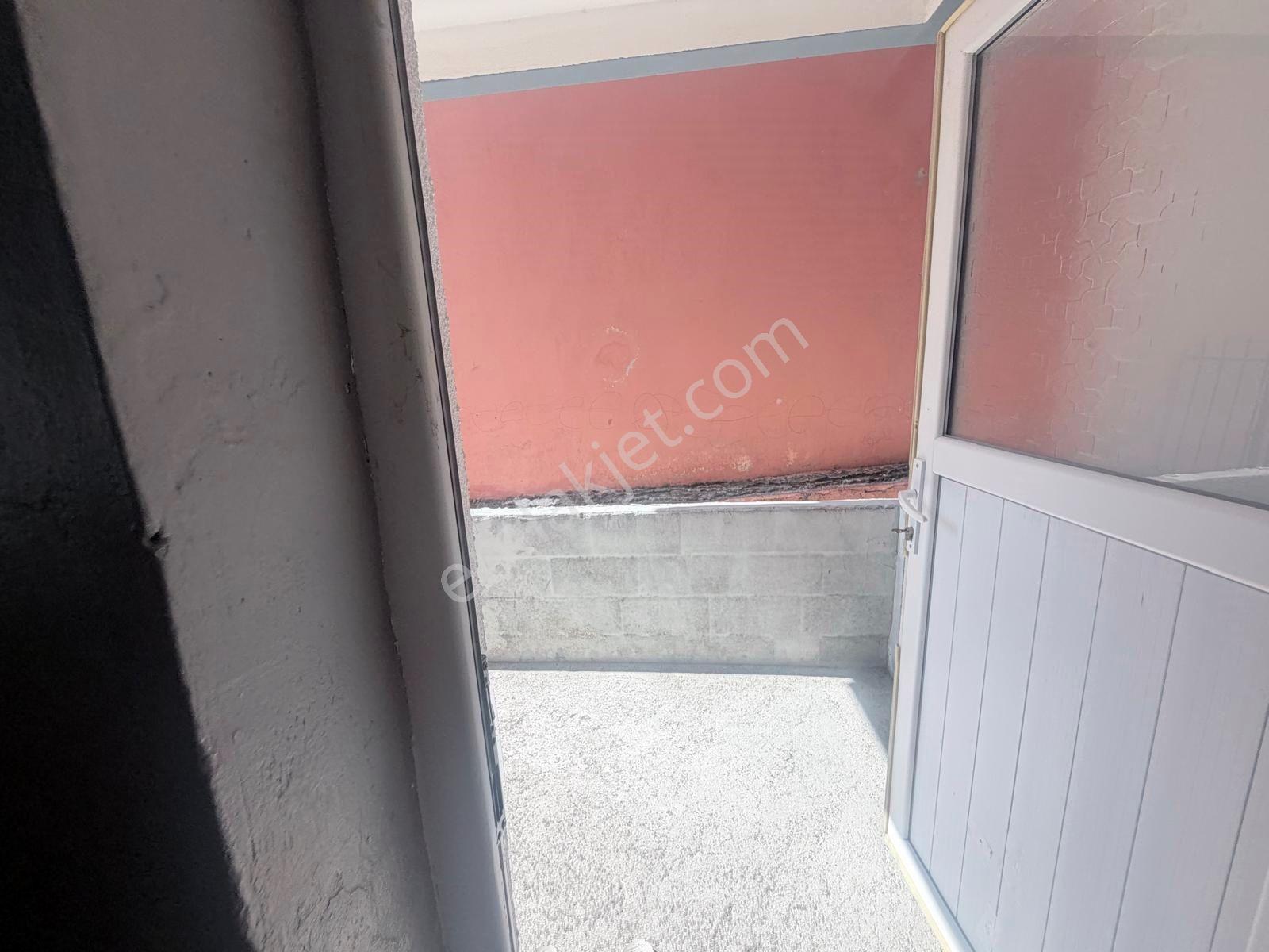 Osmangazide Kotta Altı Tam Daire 2+1 Fırsat - Görsel 23