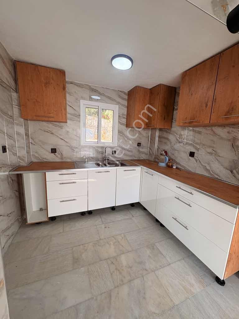Akbük Kumkentte Lüks Renöveli Villa - Görsel 25