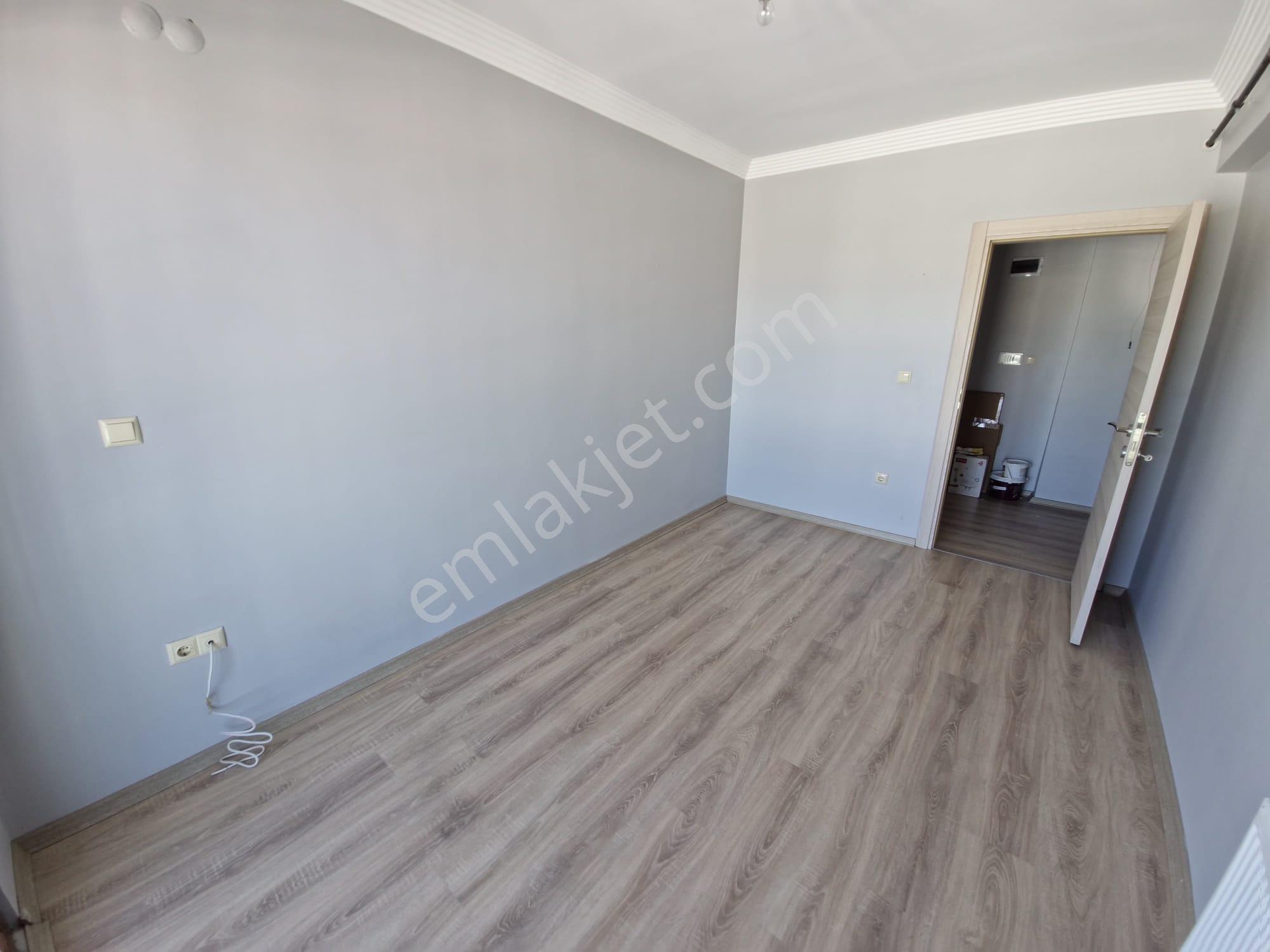 Karasu'da Deniz Manzaralı 2+1 Sürekli Kiralık Daire (eşyasız) - Görsel 16