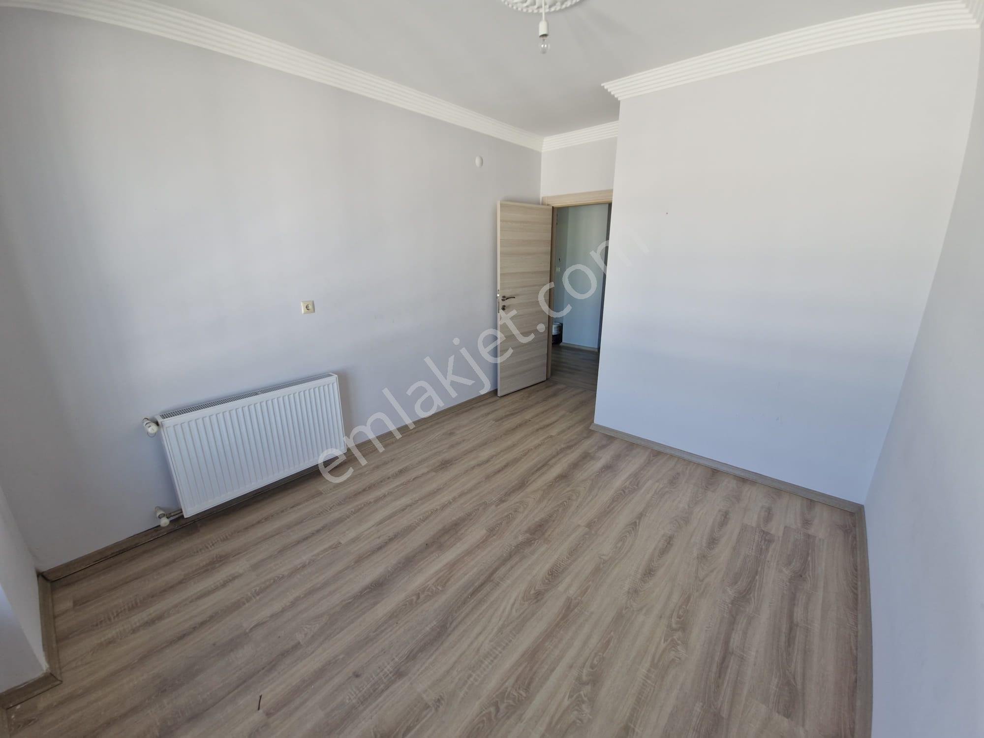 Karasu'da Deniz Manzaralı 2+1 Sürekli Kiralık Daire (eşyasız) - Görsel 21