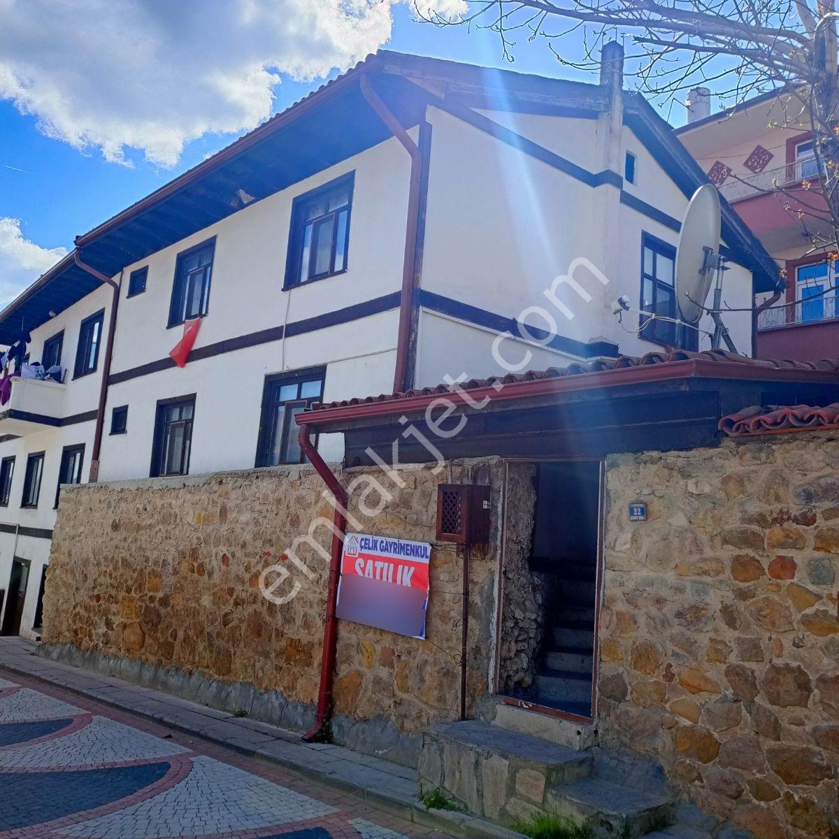 Bakımlı Eşyalı Konak - Görsel 29