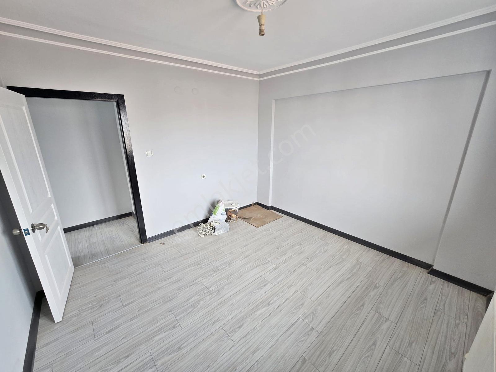 İstasyon Mh'de Katta Krediye Uygun 3+1 Asansörlü Ön Cephe Daire - Görsel 8