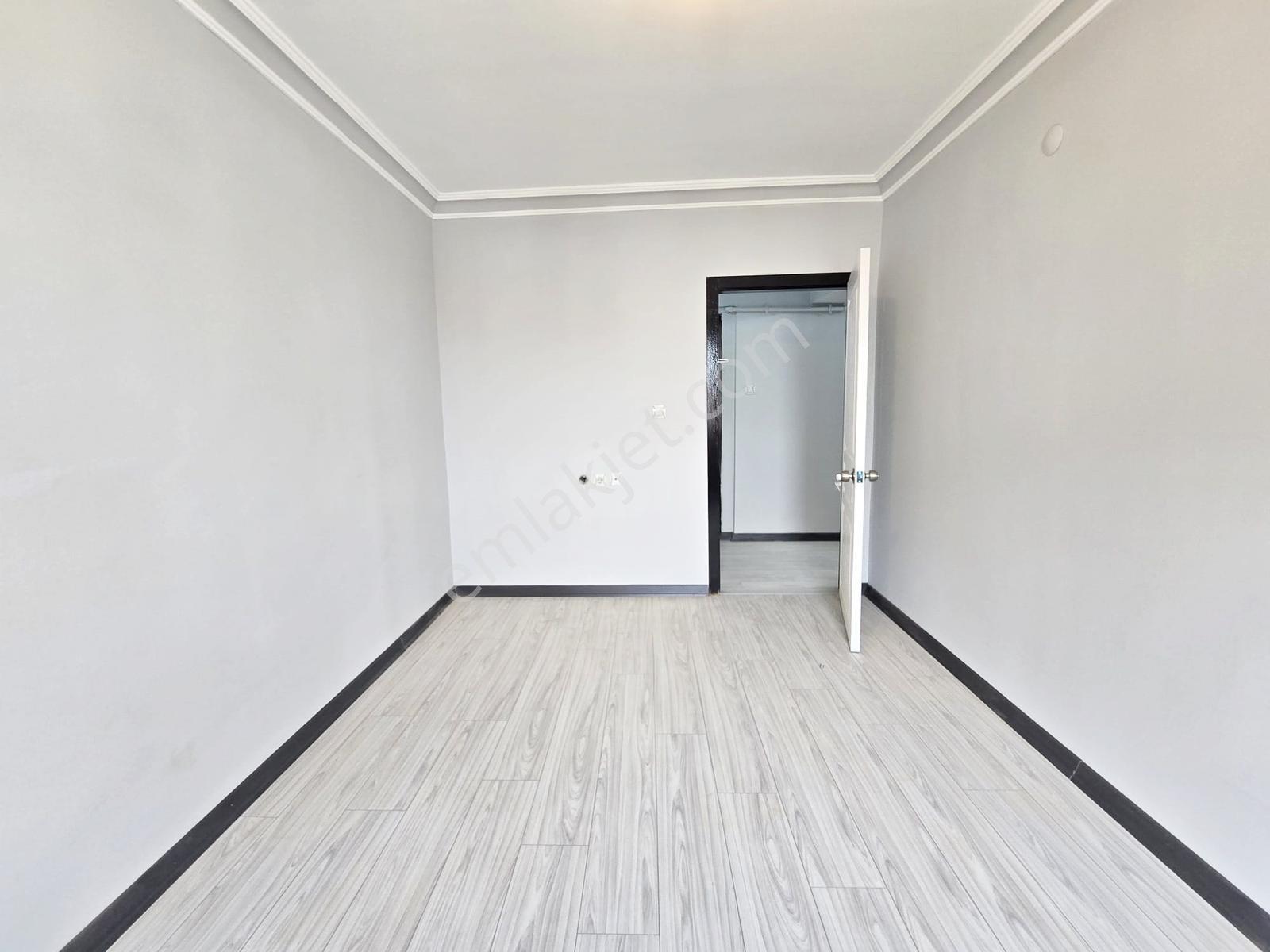 İstasyon Mh'de Katta Krediye Uygun 3+1 Asansörlü Ön Cephe Daire - Görsel 19